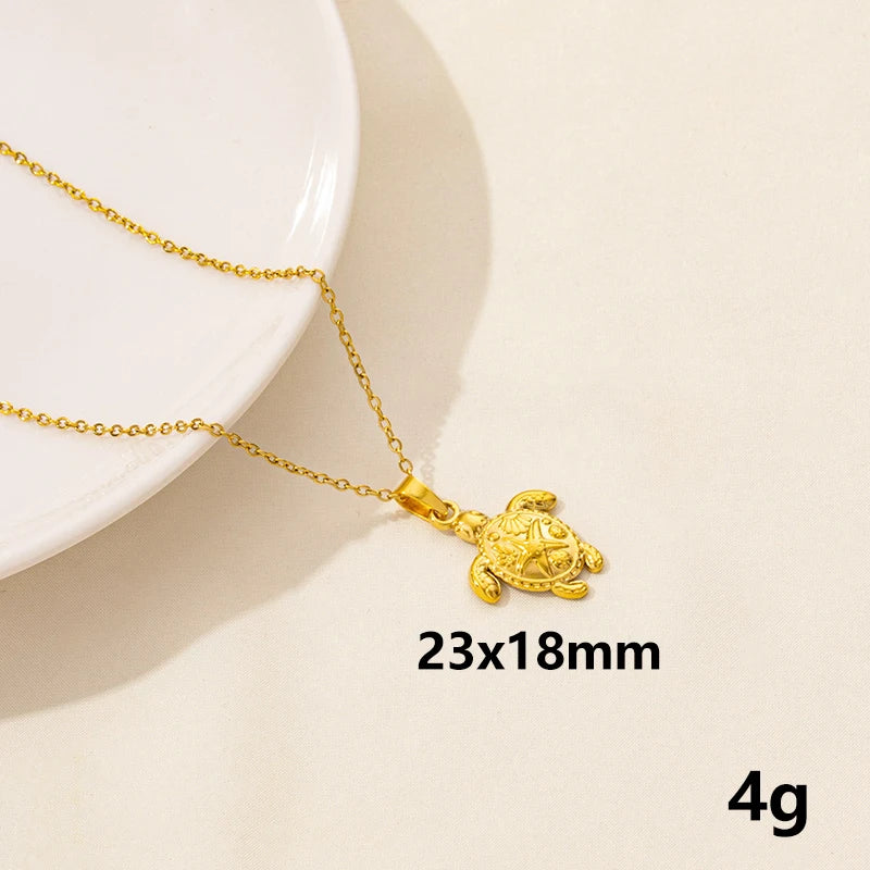 Punk Shark Charm Necklace – Ocean Animal Pendant Choker for Men & Women