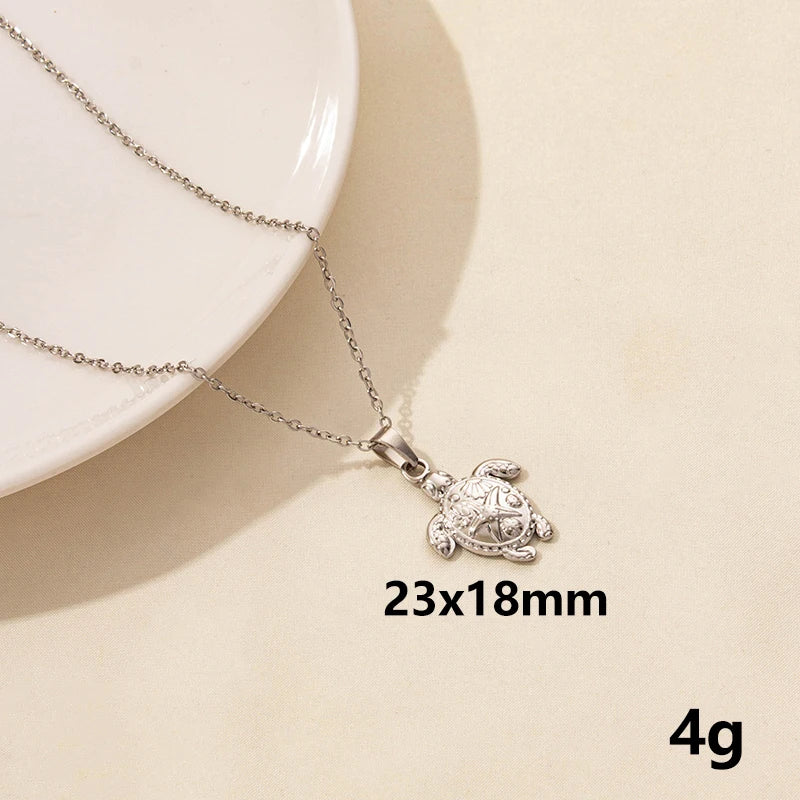Punk Shark Charm Necklace – Ocean Animal Pendant Choker for Men & Women