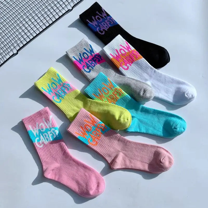 College Style Street Skateboard Socks – Unisex Letter Print Cotton Sports Socks
