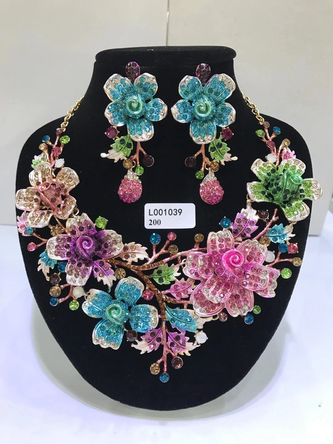 Women's Crystal Rhinestone Jewelry Set – Necklace & Earrings for Wedding