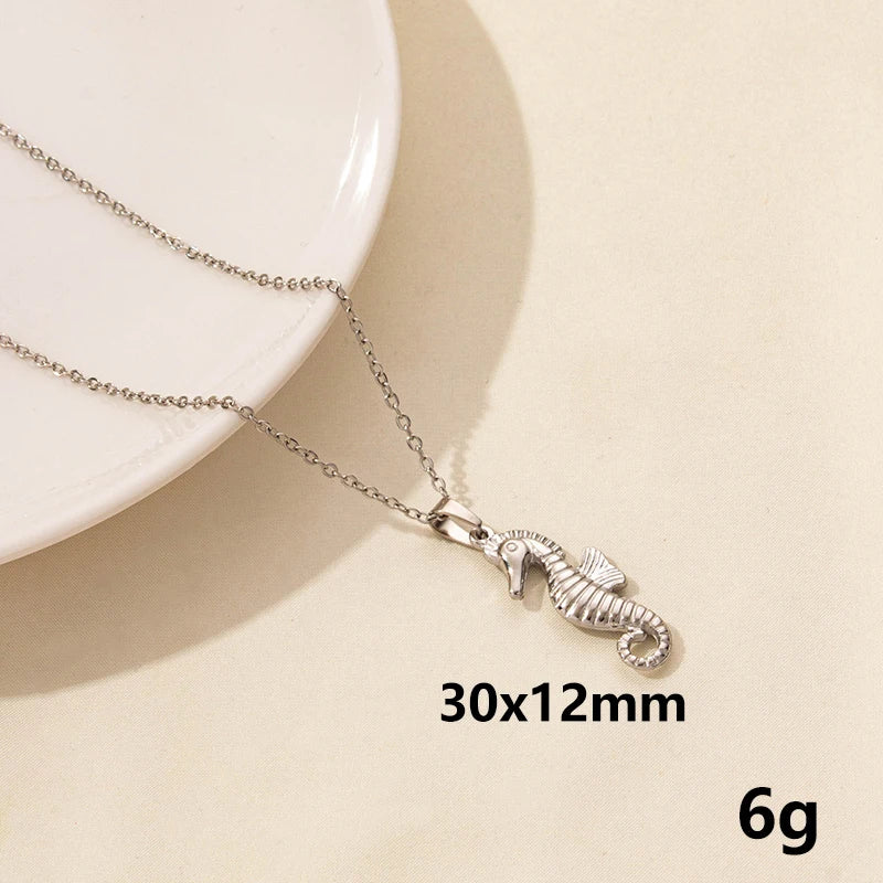 Punk Shark Charm Necklace – Ocean Animal Pendant Choker for Men & Women