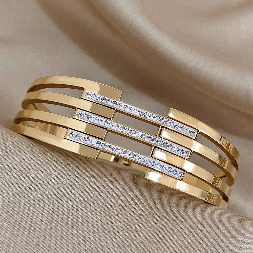 Greatera Chunky Gold Plated Rhinestone Stainless Steel Bangle – Waterproof