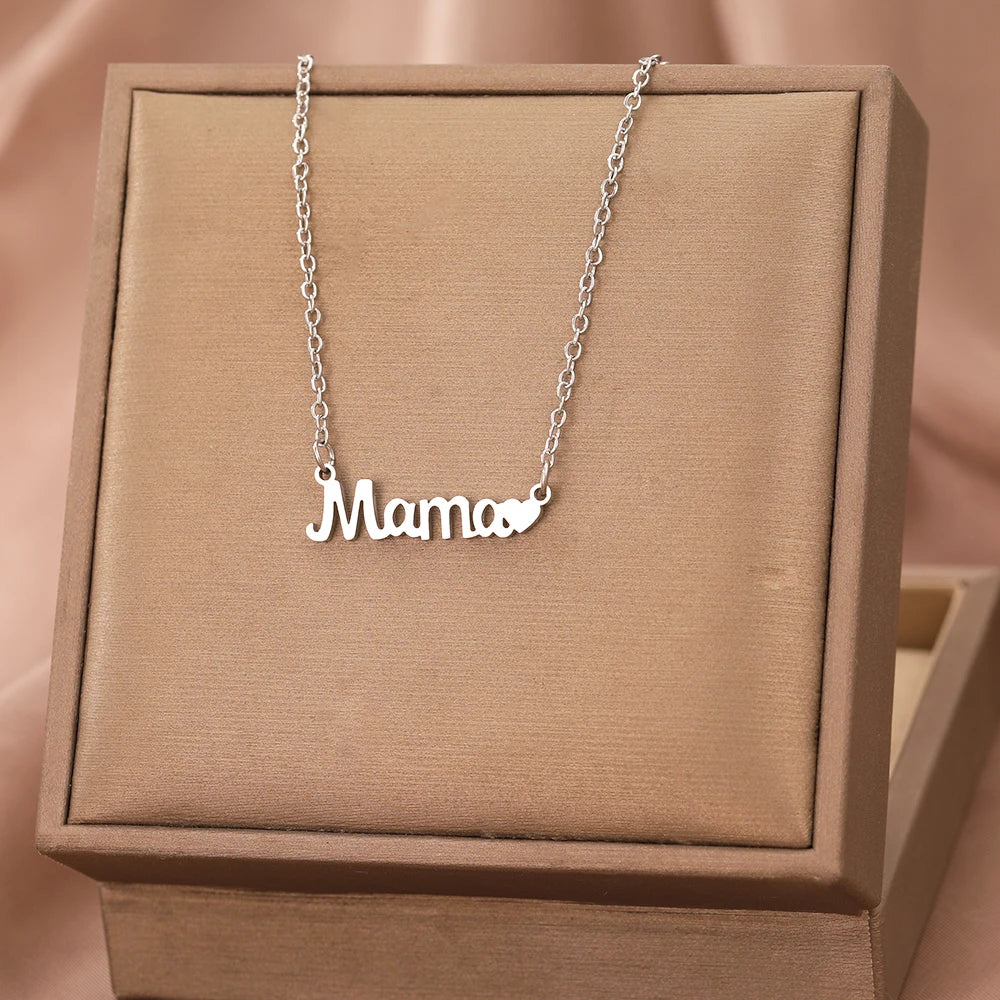 Stainless Steel Mama Love Heart Necklace – Fashion Pendant for Mother’s Day & Gifts