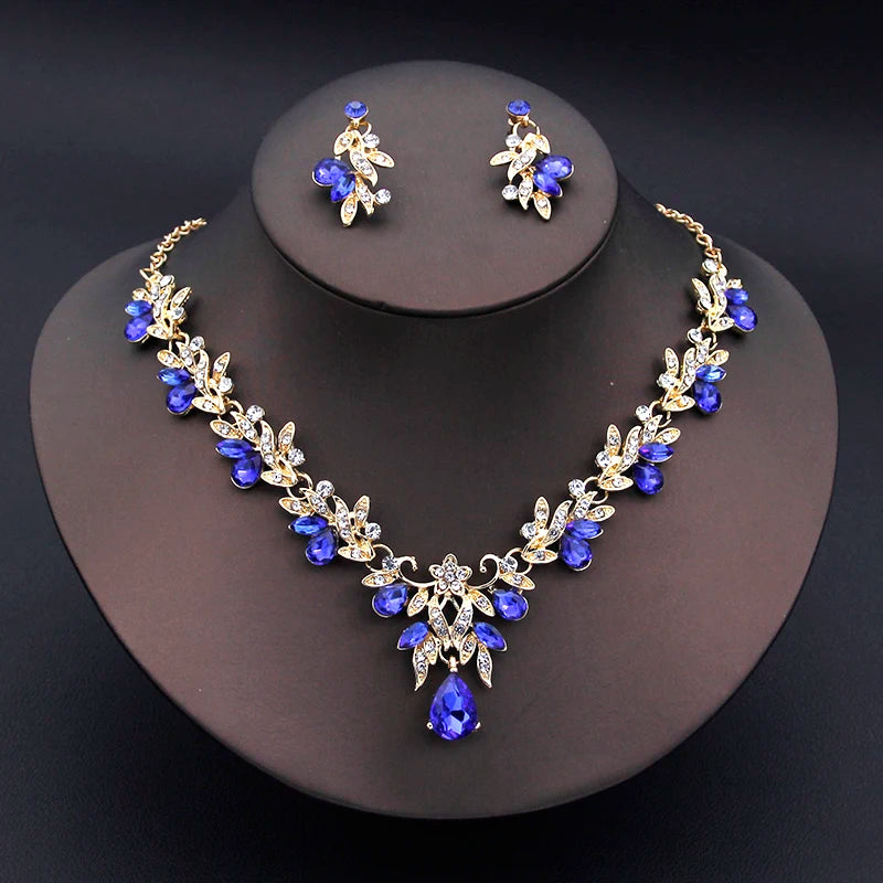 Elegant Bridal Necklace & Dangle Earrings Set – Two-Piece Wedding Jewelry