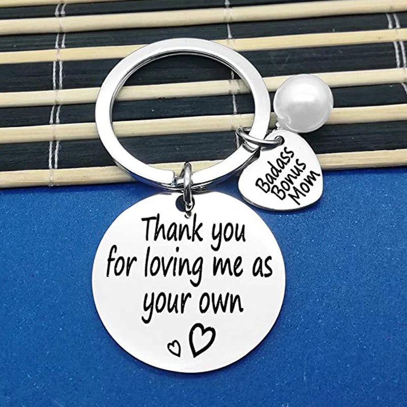 StepMom Keychain – Appreciation Gift for Bonus Mom on Birthday & Mother’s Day