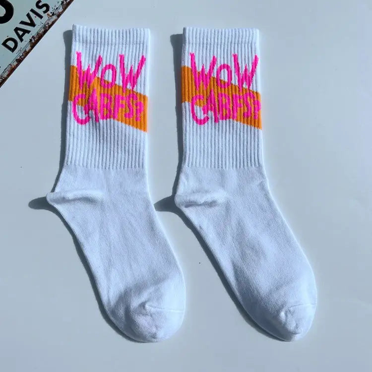 College Style Street Skateboard Socks – Unisex Letter Print Cotton Sports Socks