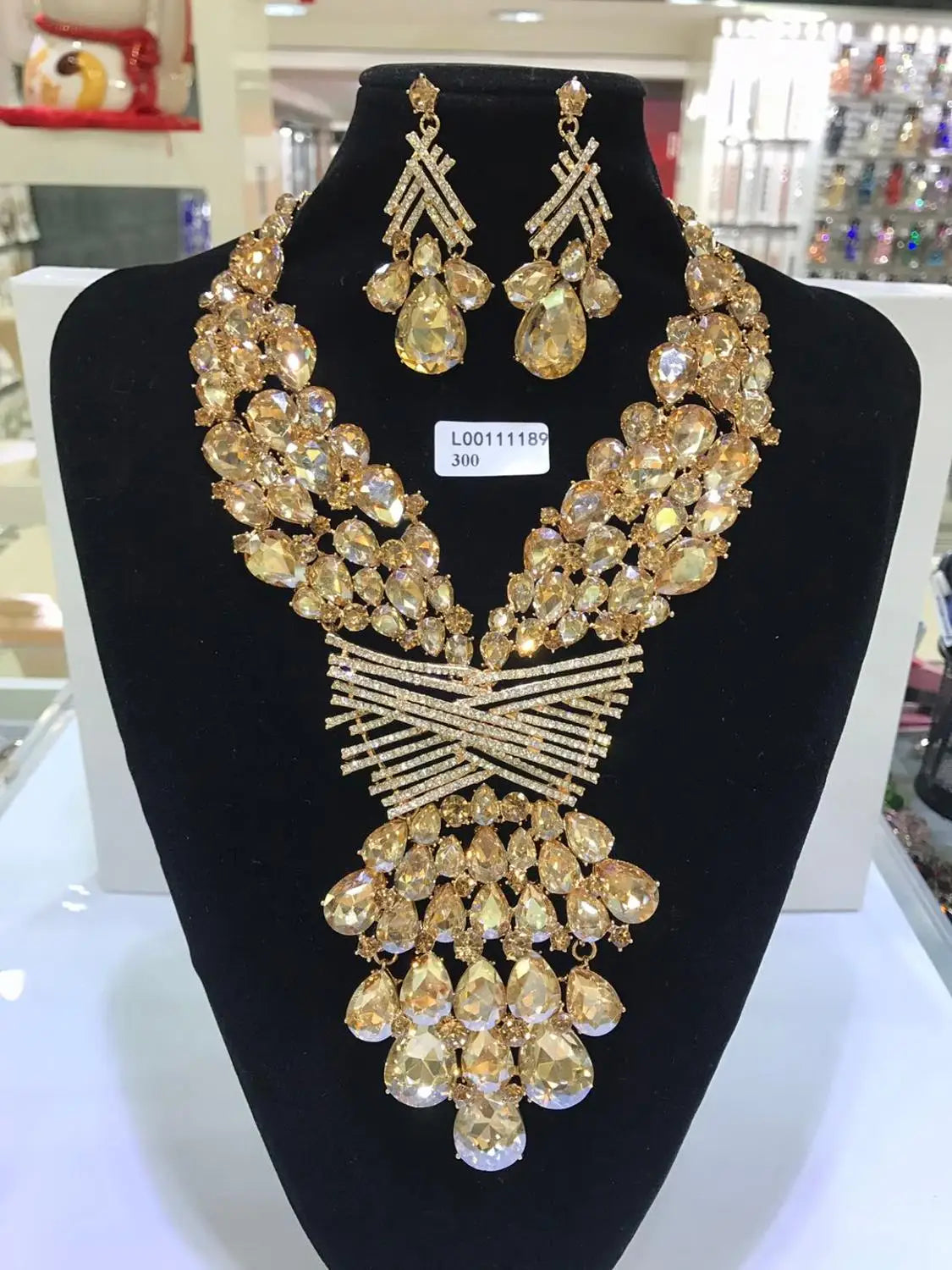 Women's Crystal Rhinestone Jewelry Set – Necklace & Earrings for Wedding