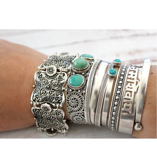Gypsy Tribal Tibetan Bracelet – Boho Vintage Turquoise Elastic Bangle for Women