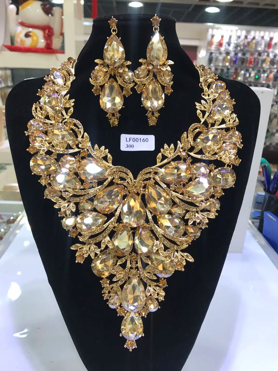Women's Crystal Rhinestone Jewelry Set – Necklace & Earrings for Wedding