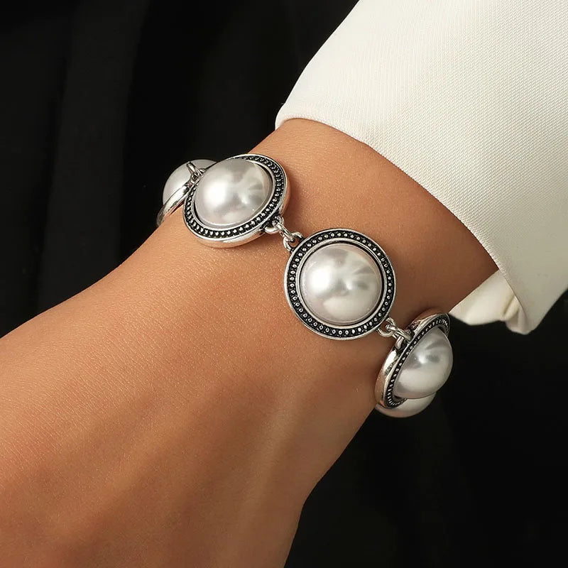 Bohemian White Pearl Bracelet – Vintage Silver Adjustable Ethnic Jewelry for Women