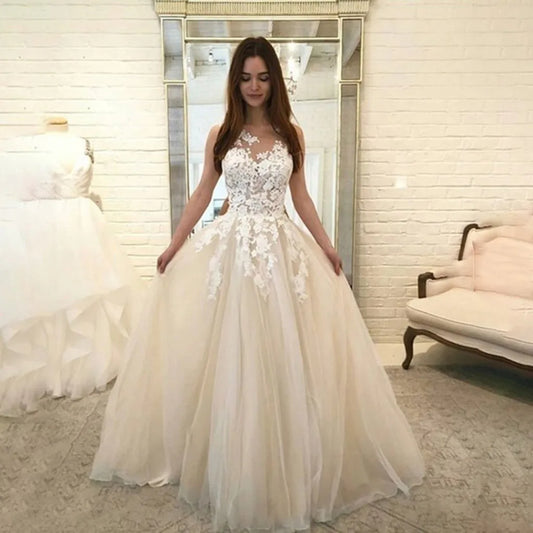 Floral Lace Chiffon Bridesmaid Dress – Sleeveless, Elegant Evening Gown with Sheer Mesh        4o