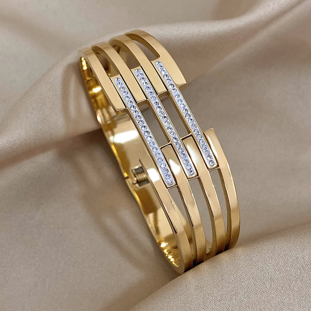 Greatera Chunky Gold Plated Rhinestone Stainless Steel Bangle – Waterproof