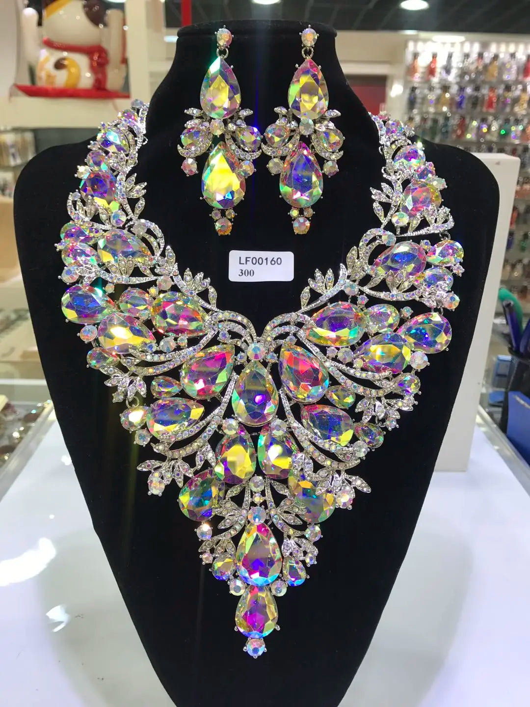 Women's Crystal Rhinestone Jewelry Set – Necklace & Earrings for Wedding